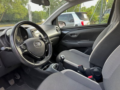 Toyota Aygo Connect 1.0 VVT-i 72 CV 5 porte x-play (8)