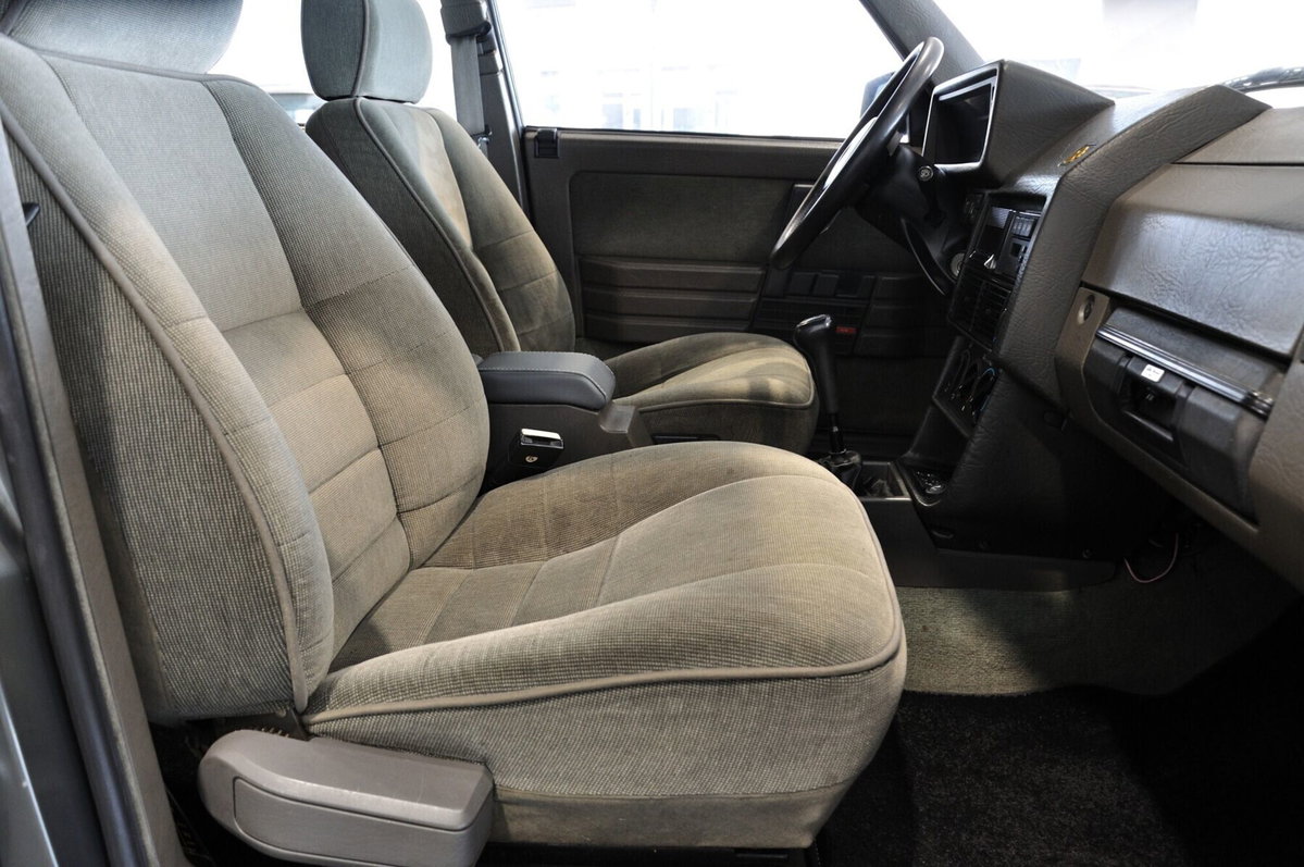 Alfa Romeo Alfa 90 2.5i Quadrifoglio Oro (10)