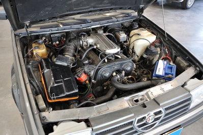 Alfa Romeo Alfa 90 2.5i Quadrifoglio Oro (8)
