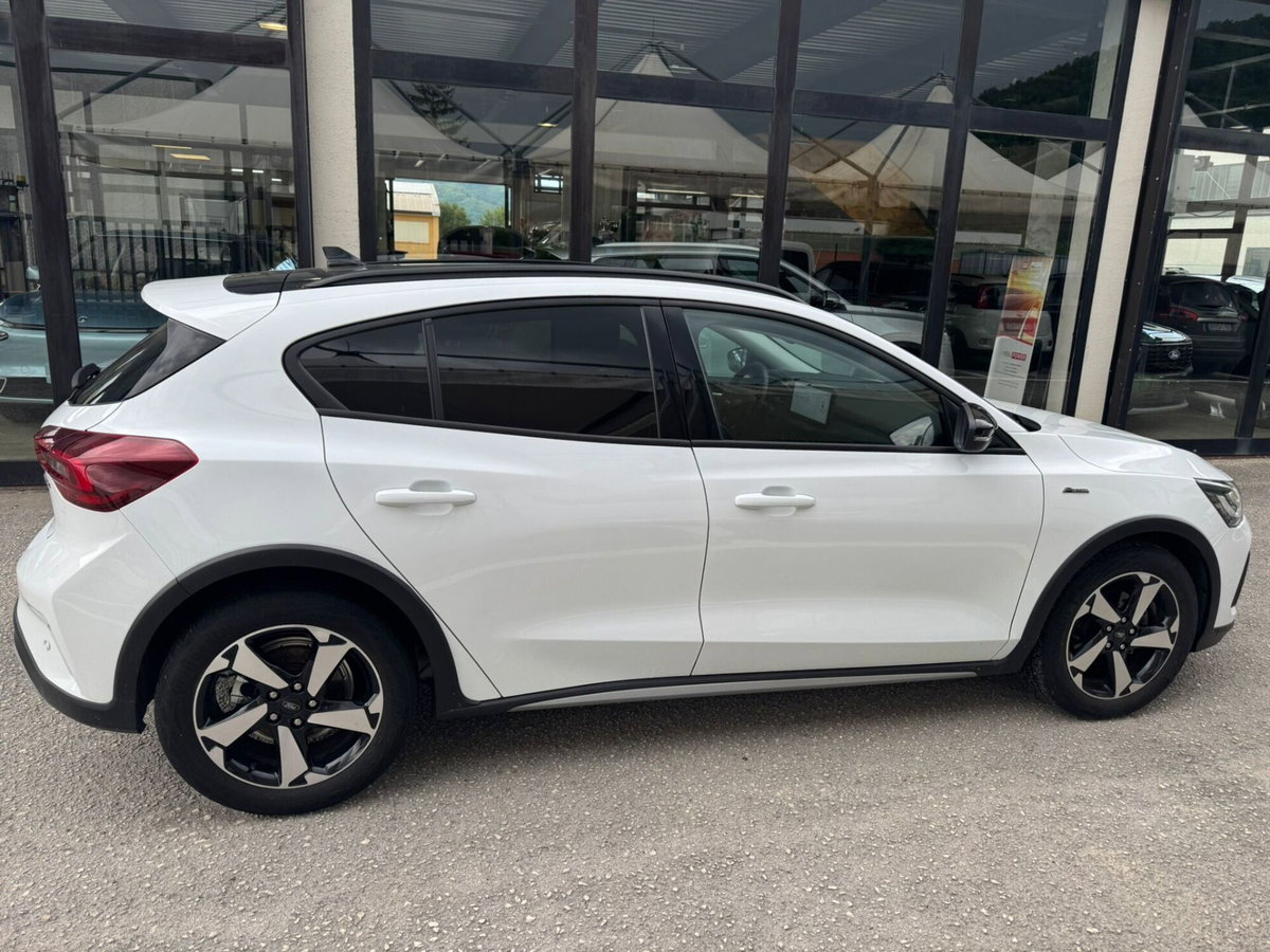 Ford Focus 1.0 EcoBoost Hybrid 125 CV Powershift 5p. Active X (5)