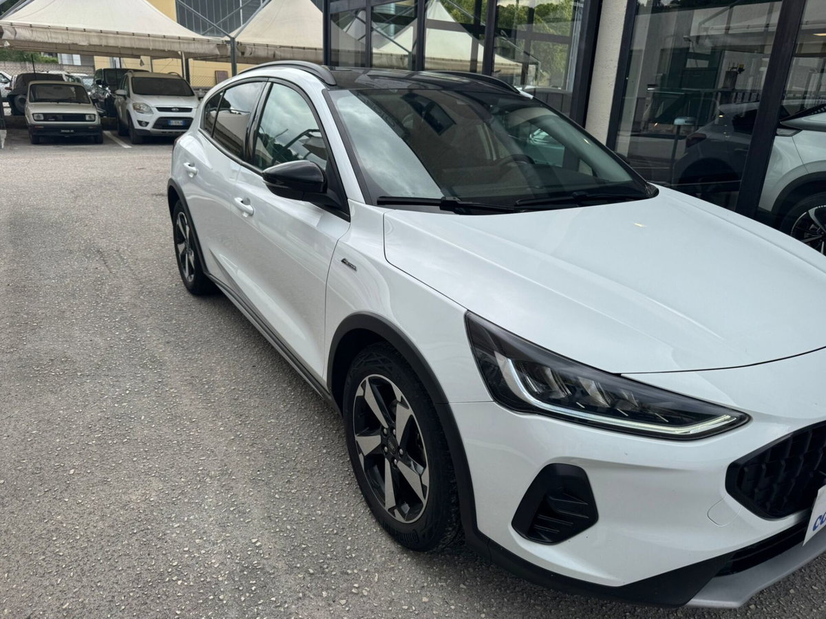 Ford Focus 1.0 EcoBoost Hybrid 125 CV Powershift 5p. Active X (6)