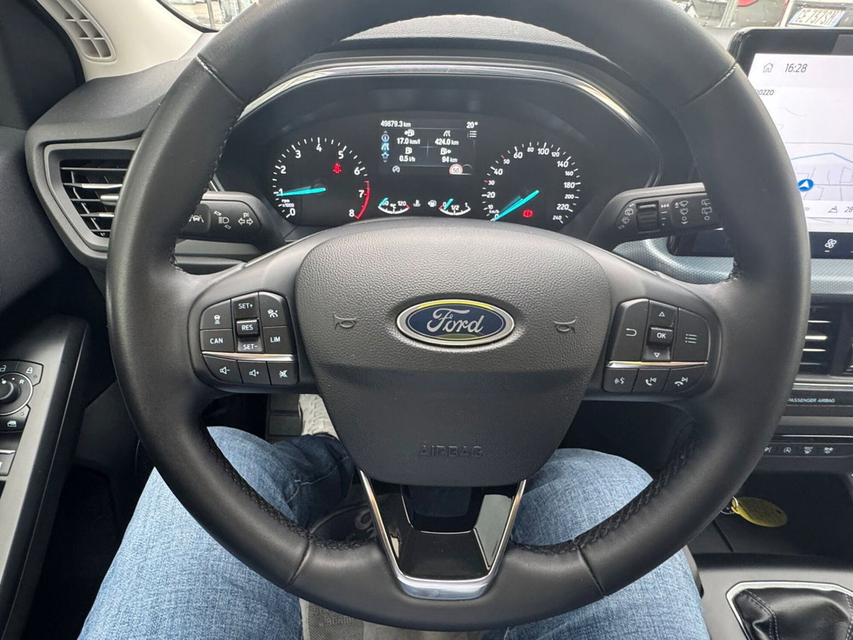 Ford Focus 1.0 EcoBoost Hybrid 125 CV Powershift 5p. Active X (9)