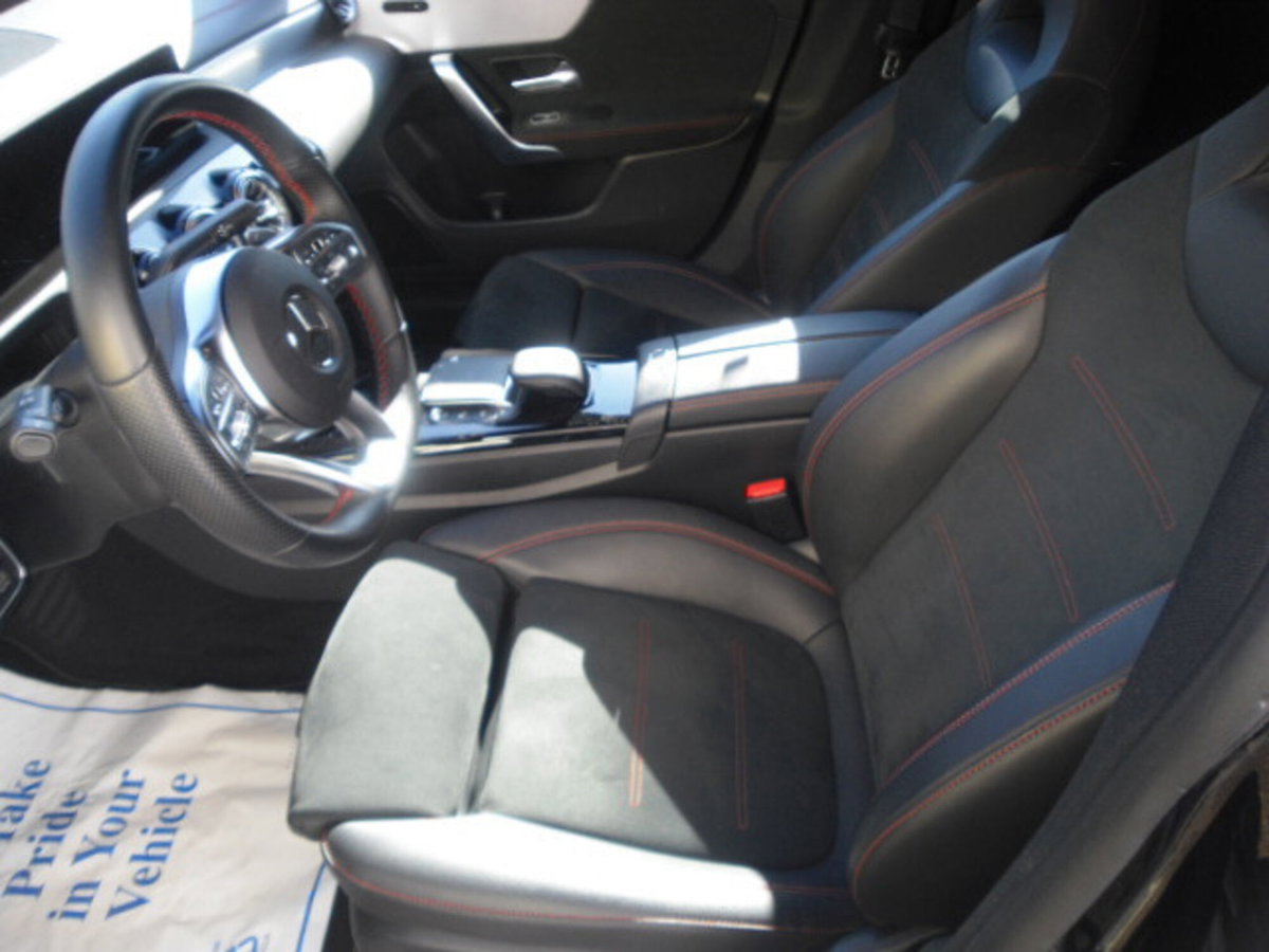 Mercedes-Benz CLA Shooting Brake 200 d Automatic 4Matic Shooting Brake Premium (11)