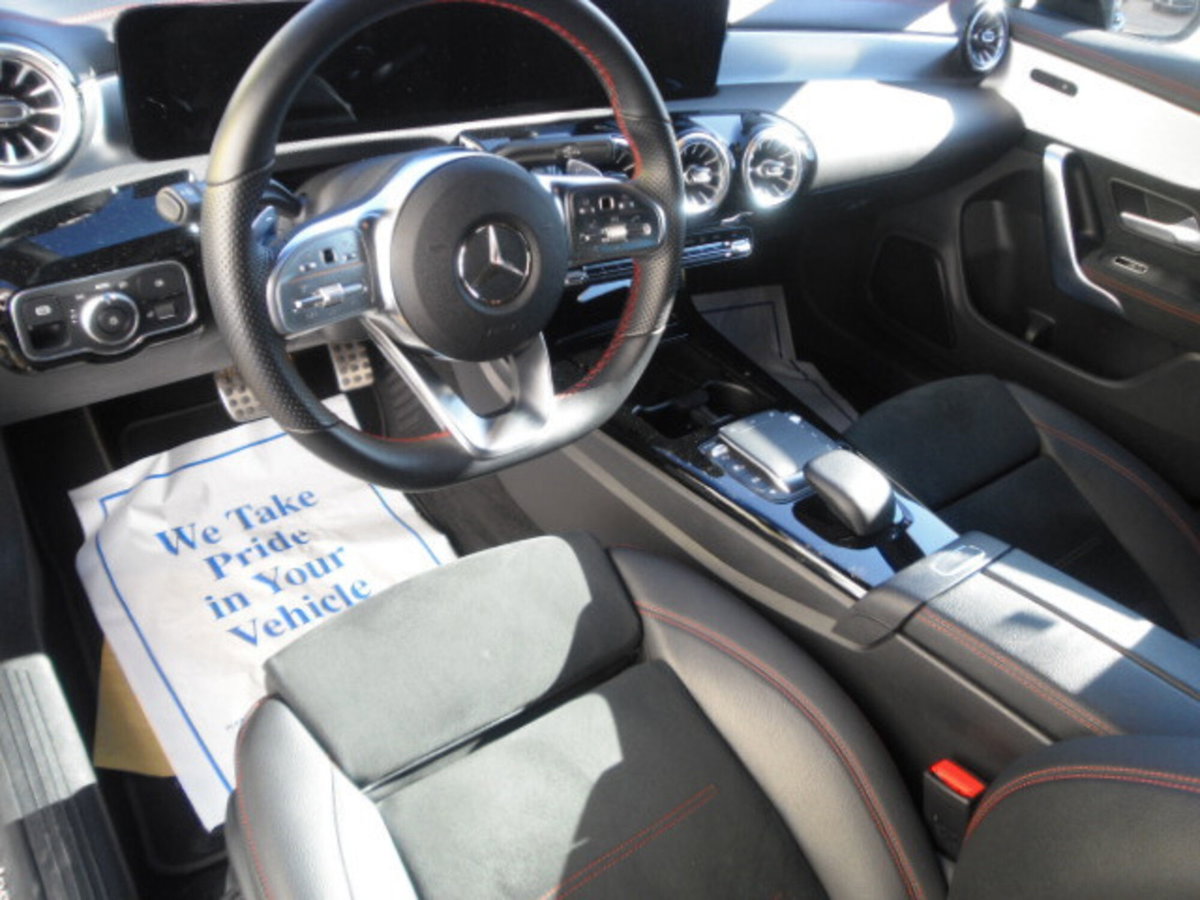Mercedes-Benz CLA Shooting Brake 200 d Automatic 4Matic Shooting Brake Premium (14)
