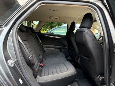 Ford Mondeo Station Wagon 2.0 TDCi 150 CV S&S Powershift SW Titanium Business (13)