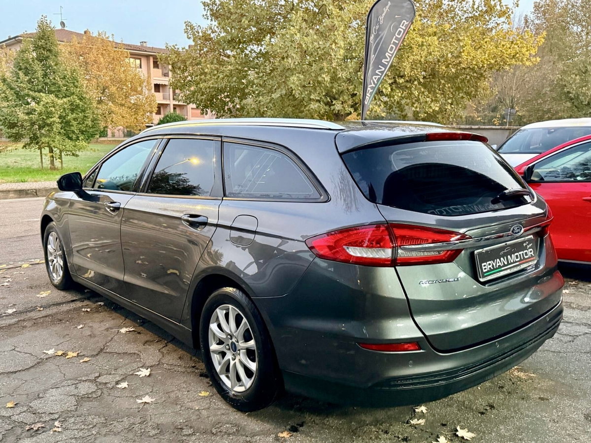 Ford Mondeo Station Wagon 2.0 TDCi 150 CV S&S Powershift SW Titanium Business (5)