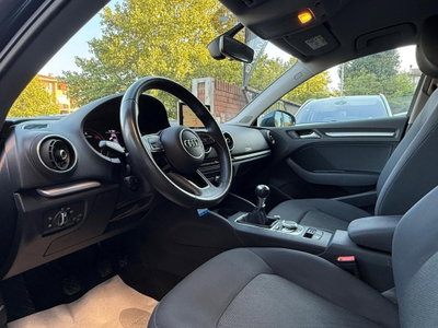 Audi A3 Sedan 30 TDI Business (15)