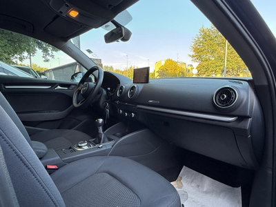 Audi A3 Sedan 30 TDI Business (16)