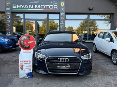 Audi A3 Sedan 30 TDI Business (2)