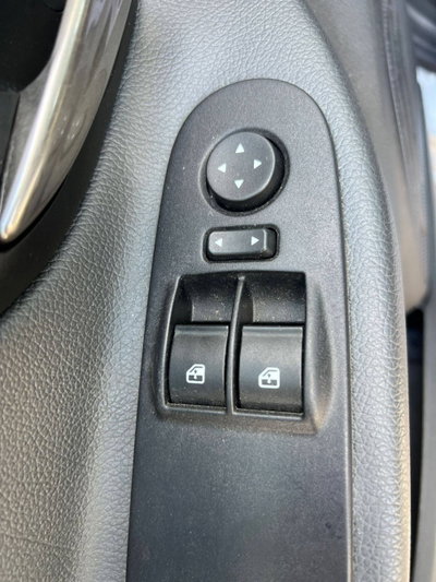 Lancia Ypsilon 1.3 MJT 16V 95 CV 5 porte S&S Elle (9)