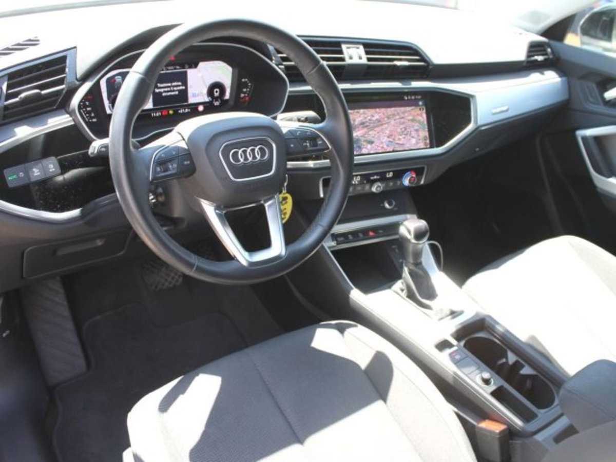 Audi Q3 Sportback Sportback 35 2.0 tdi s-tronic (9)