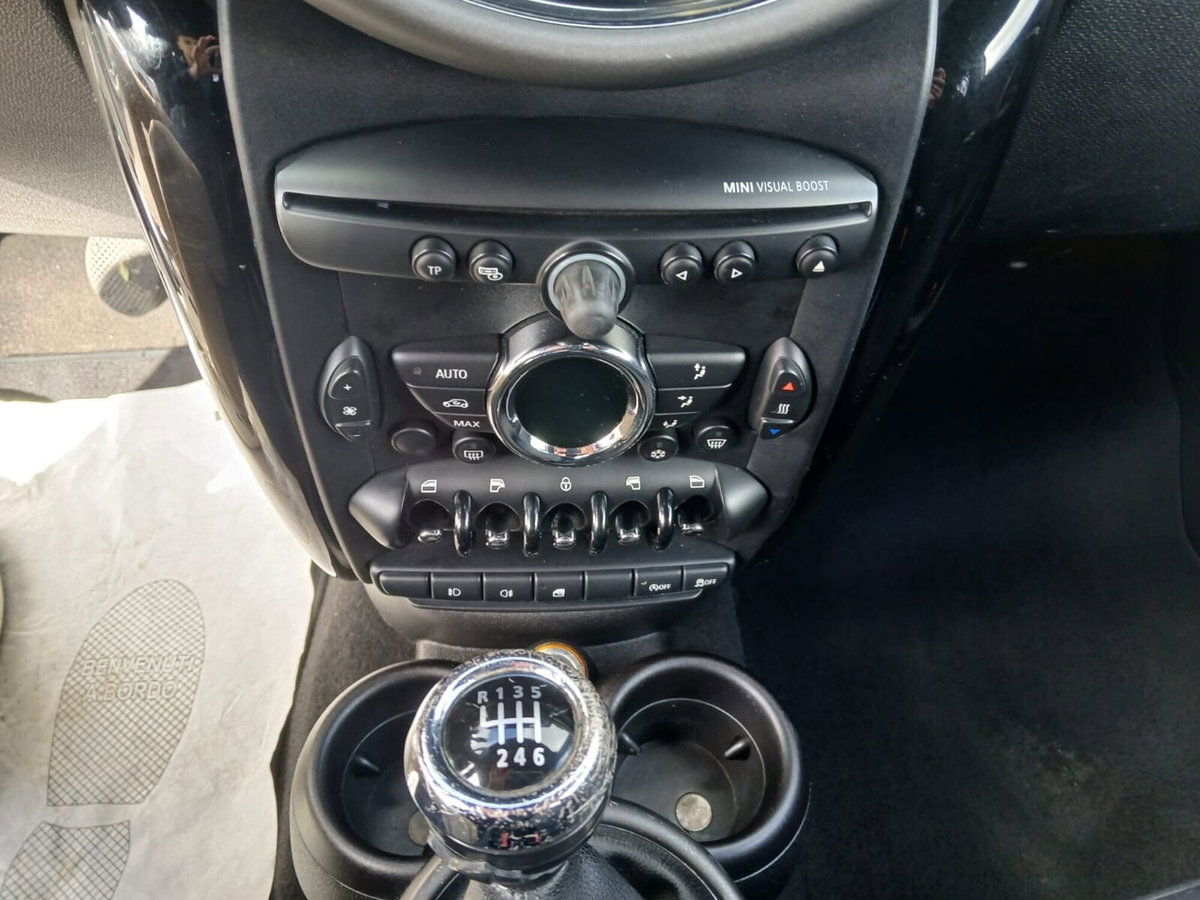 MINI Mini Countryman 1.6 Cooper D Countryman ALL4 (15)
