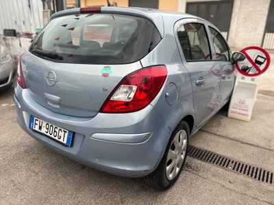 Opel Corsa 1.2 5 porte Easytronic Enjoy (4)