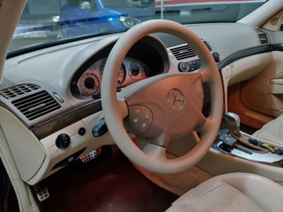 Mercedes-Benz Classe E 270 CDI cat Avantgarde (7)
