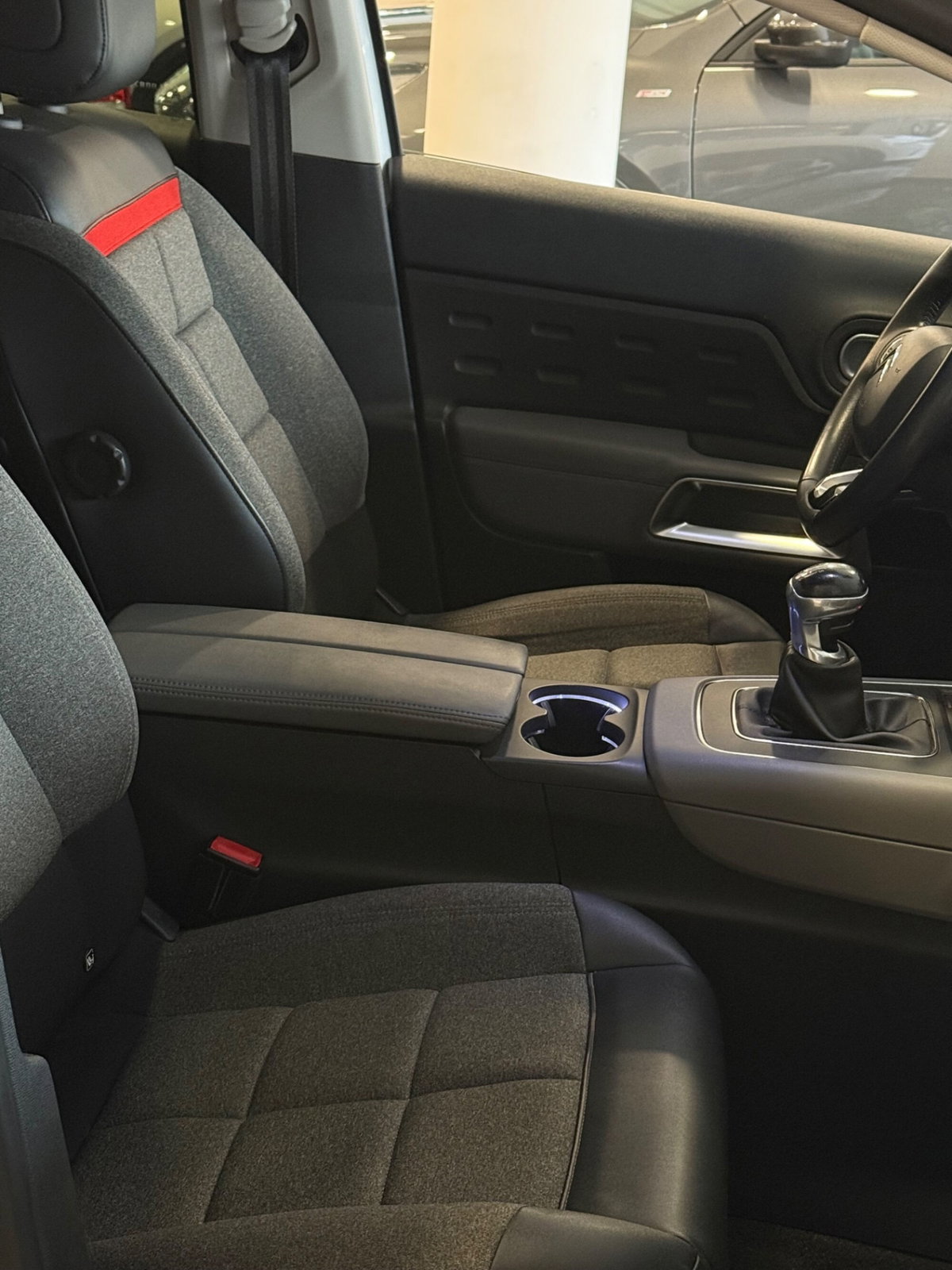 Citroen C5 Aircross Aircross BlueHDi 130 S&S Shine (14)