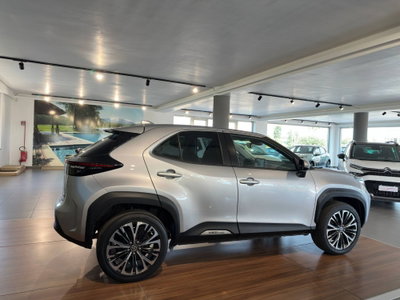 Toyota Yaris Cross 1.5 Hybrid 5p. E-CVT Lounge (8)