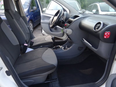 Peugeot 107 68CV 5p. Plaisir (10)