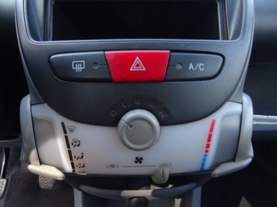 Peugeot 107 68CV 5p. Plaisir (16)