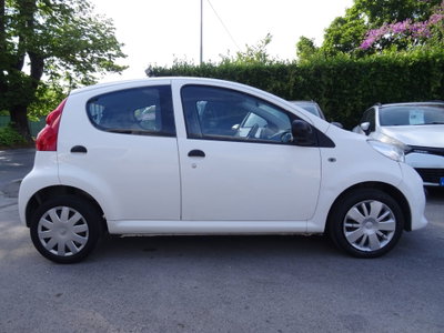 Peugeot 107 68CV 5p. Plaisir (5)