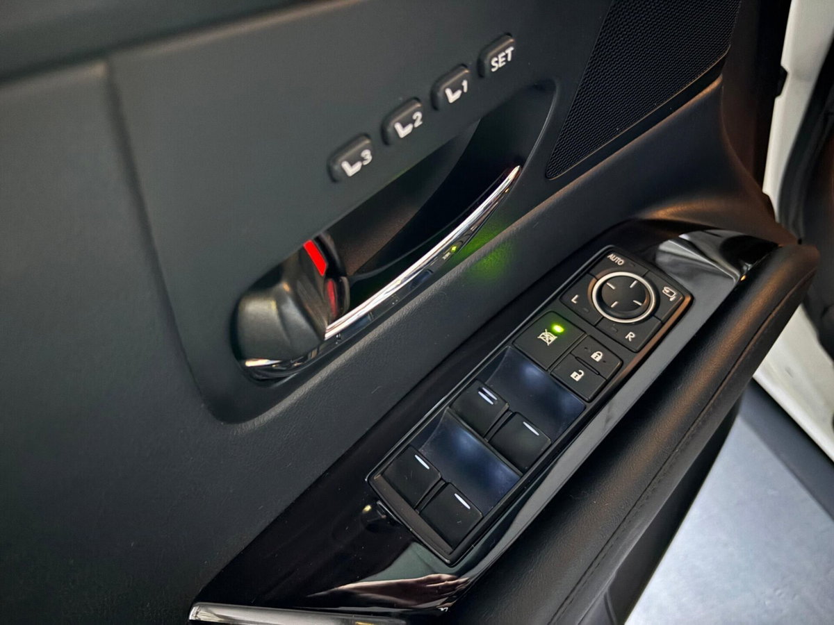 Lexus RX Hybrid Luxury (17)