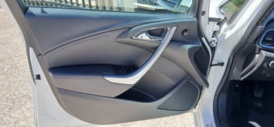Opel Astra 1.7 CDTI 110CV 5 porte Cosmo (15)