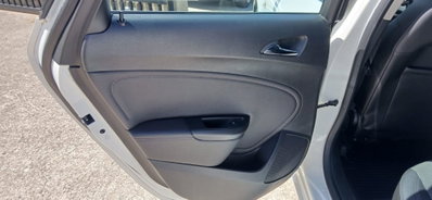 Opel Astra 1.7 CDTI 110CV 5 porte Cosmo (19)