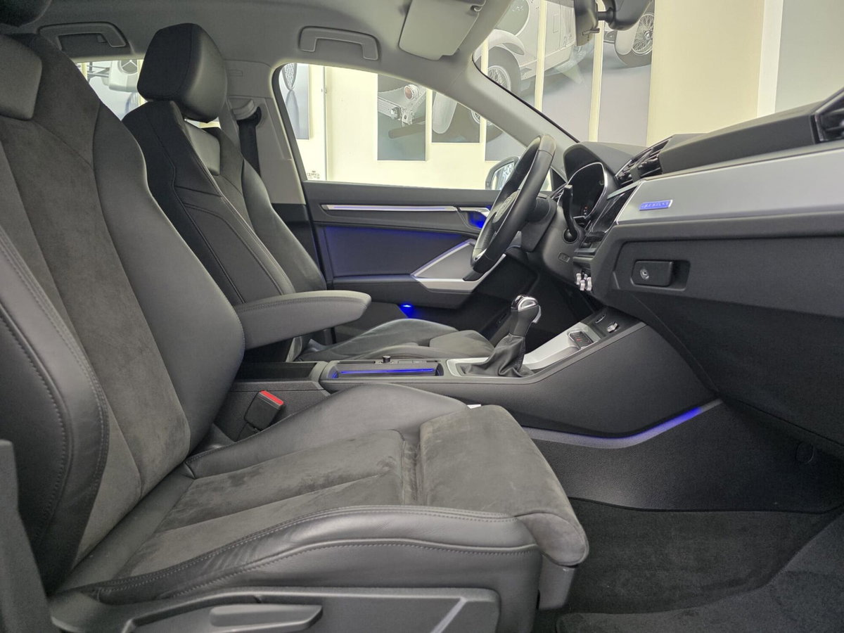 Audi Q3 Sportback 35 TDI quattro S tronic S line edition (13)