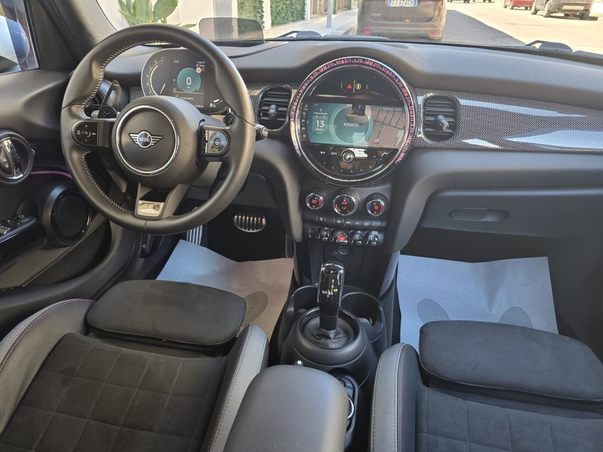 MINI Mini Clubman 2.0 John Cooper Works Clubman Rockingham GT Edition (10)