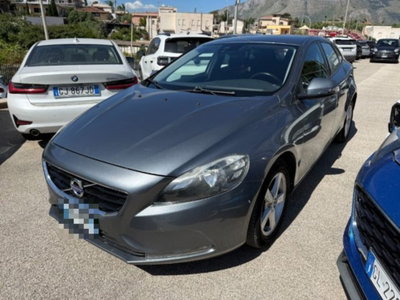 Volvo V40 D2 'eco' Momentum (2)