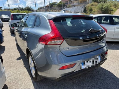 Volvo V40 D2 'eco' Momentum (3)