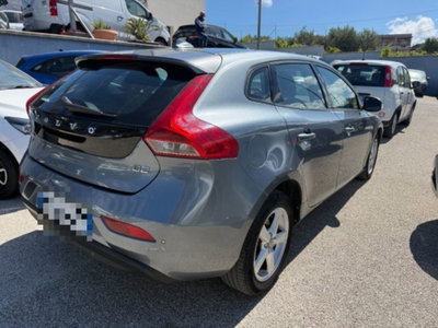 Volvo V40 D2 'eco' Momentum (4)