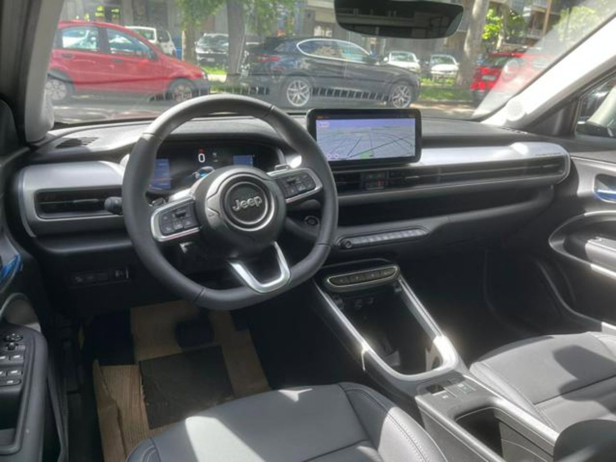Jeep Avenger 1.2 turbo Summit fwd 100cv (11)