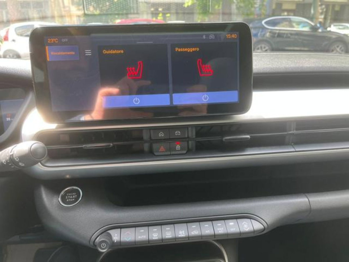 Jeep Avenger 1.2 turbo Summit fwd 100cv (14)