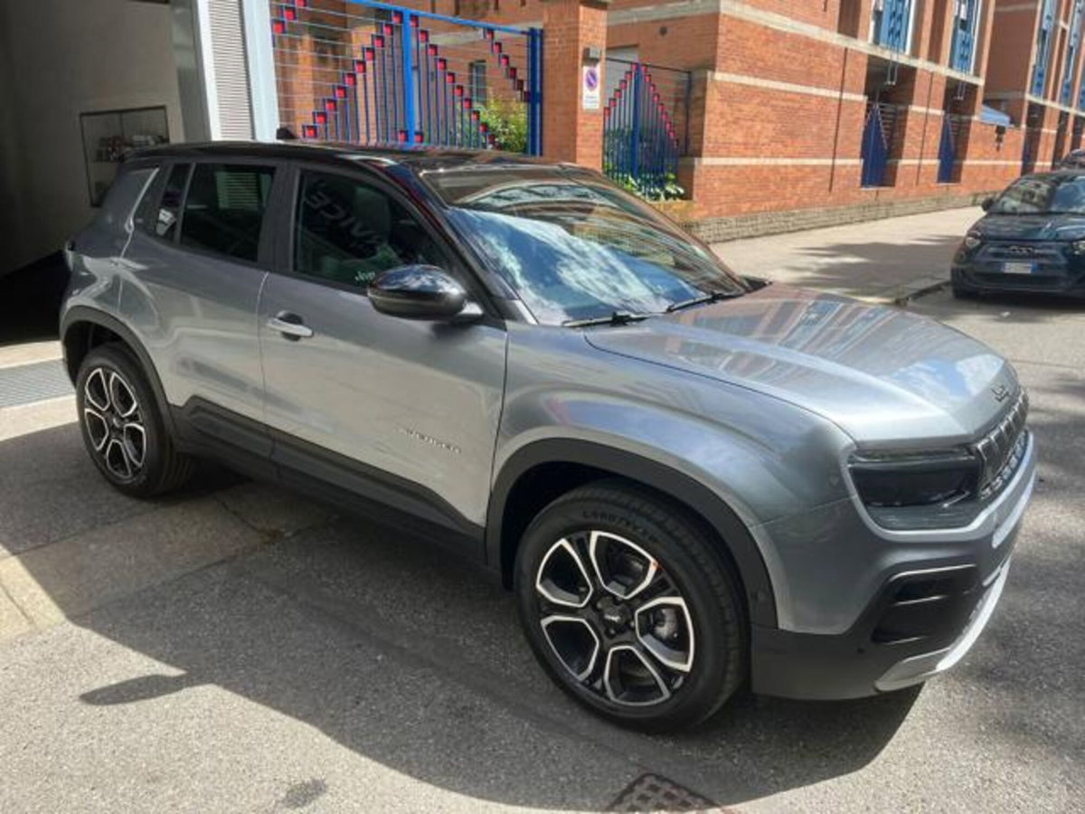 Jeep Avenger 1.2 turbo Summit fwd 100cv (2)