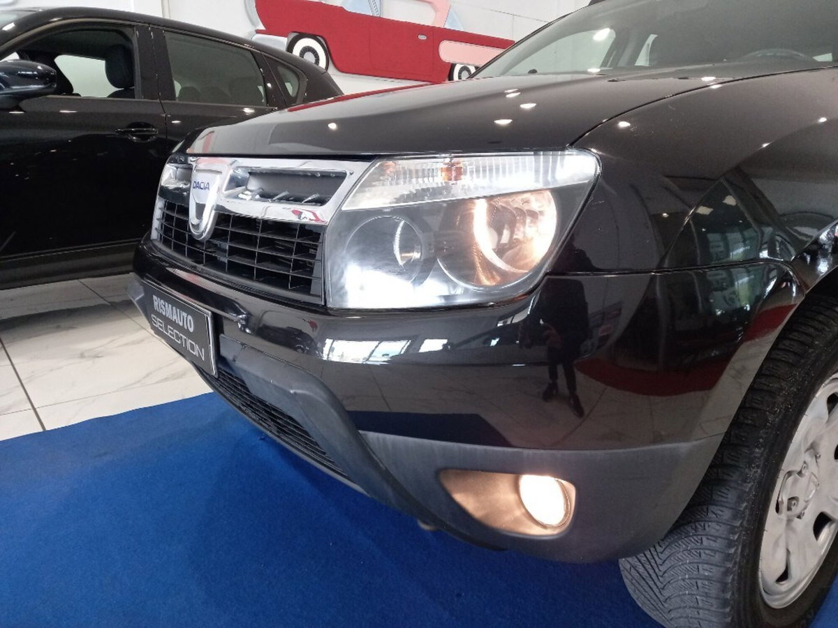 Dacia Duster 1.6 110CV 4x4 Ambiance (3)