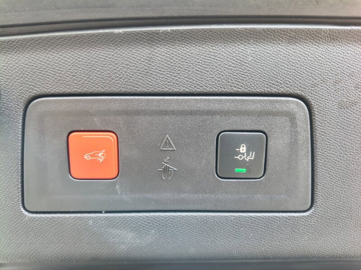 Peugeot 508 SW BlueHDi 130 Stop&Start EAT8 GT Pack (11)
