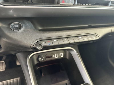 Jeep Avenger 1.2 turbo Summit fwd 100cv (15)