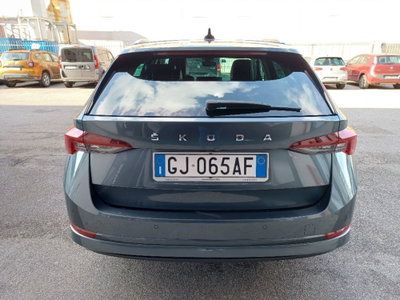 Skoda Octavia Station Wagon 2.0 TDI EVO SCR 150 CV DSG 4x4 Wagon Style (3)