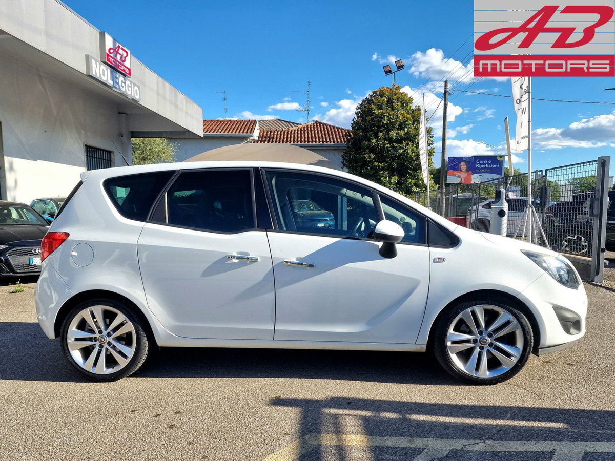 Opel Meriva 1.7 CDTI 110CV Cosmo (4)