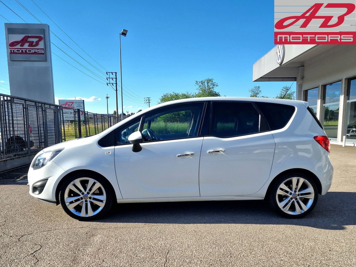 Opel Meriva 1.7 CDTI 110CV Cosmo (8)