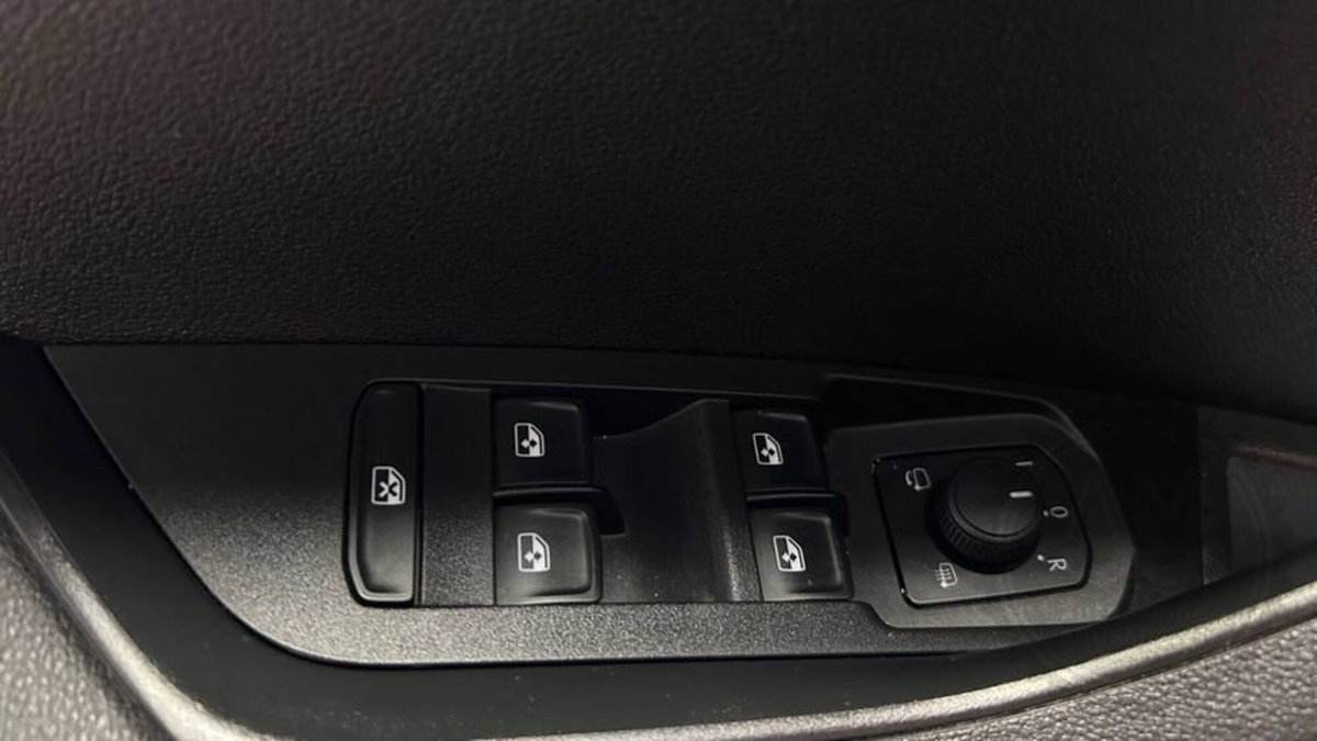 Skoda Karoq 2.0 TDI SCR 4x4 DSG Executive (7)