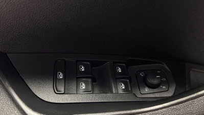 Skoda Karoq 2.0 TDI SCR 4x4 DSG Executive (7)