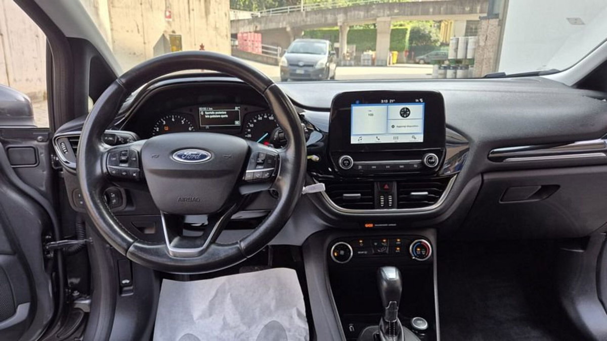 Ford Fiesta 1.0 EcoBoost 100CV 5 porte Titanium (5)