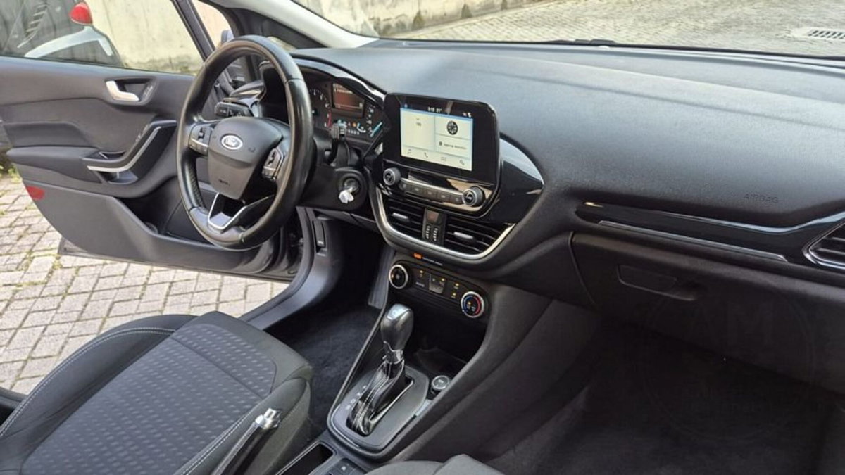 Ford Fiesta 1.0 EcoBoost 100CV 5 porte Titanium (7)