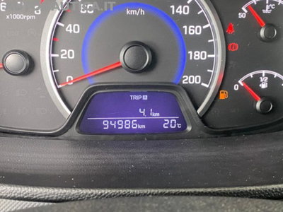Hyundai i10 1.0 MPI Prime (10)