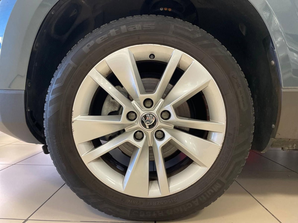 Skoda Karoq 1.0 TSI Ambition (11)