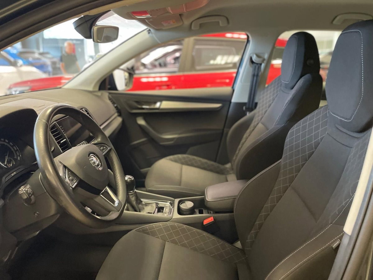 Skoda Karoq 1.0 TSI Ambition (14)