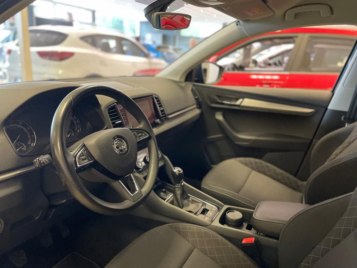 Skoda Karoq 1.0 TSI Ambition (15)