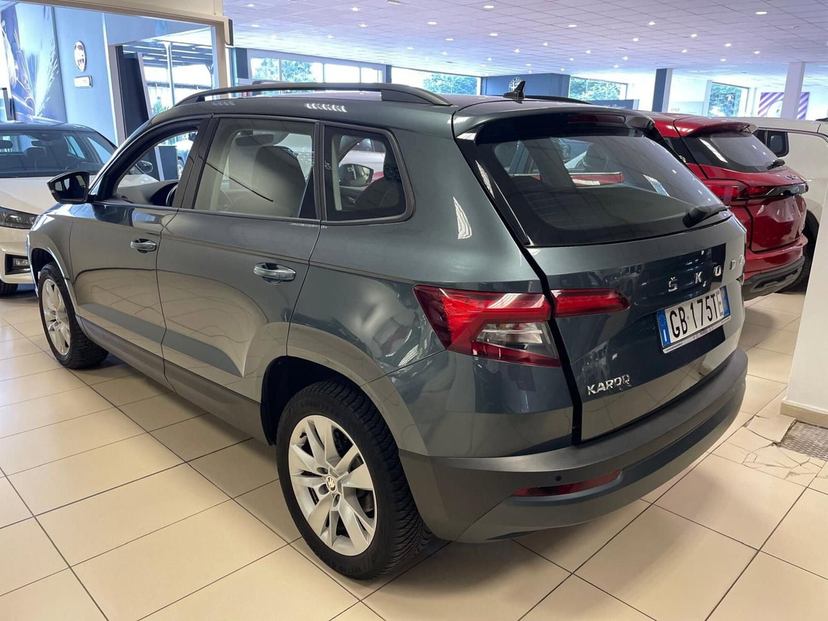 Skoda Karoq 1.0 TSI Ambition (5)