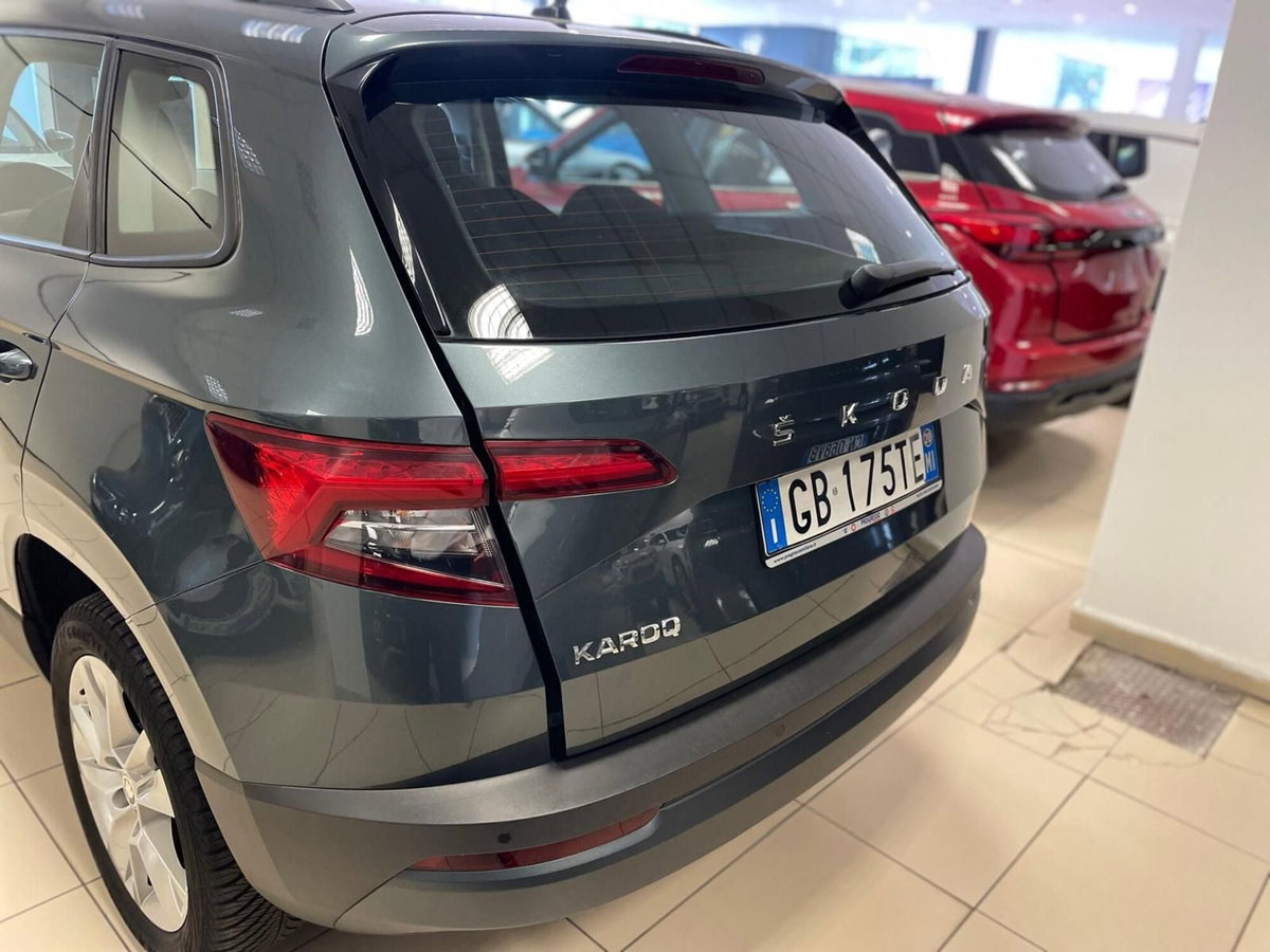 Skoda Karoq 1.0 TSI Ambition (8)